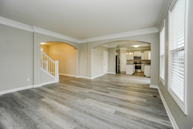 2,195/Mo, 120 Halcyon Dr Etna, OH 43062 Living Room View 2