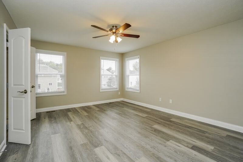 2,195/Mo, 120 Halcyon Dr Etna, OH 43062 Main Bedroom View 2