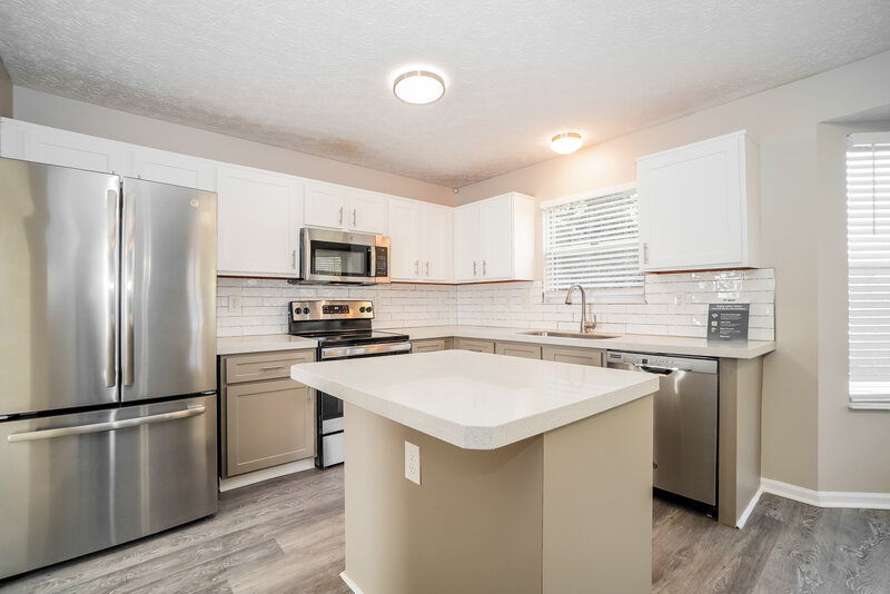 2,245/Mo, 5364 Whirlwind Cove Dr Hilliard, OH 43026 Kitchen View