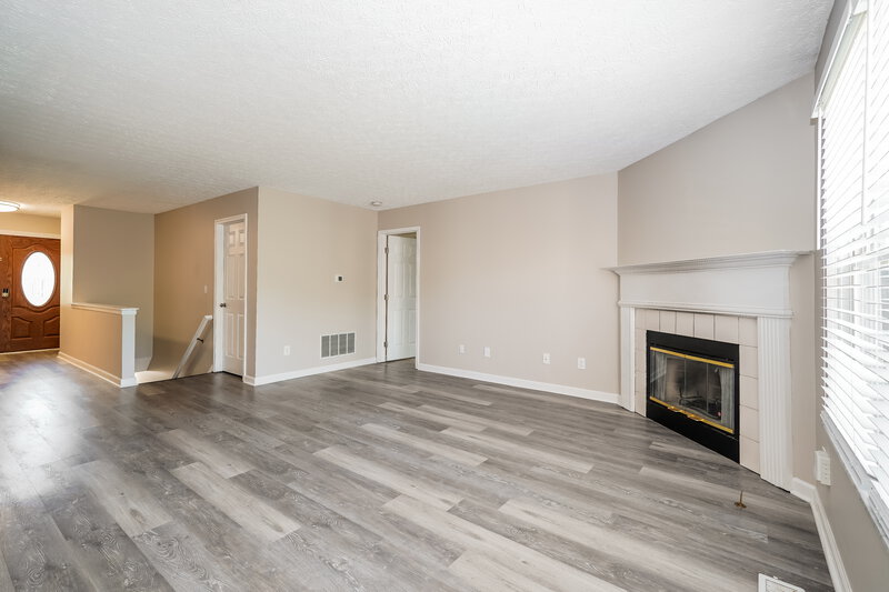2,545/Mo, 1097 Leclerc Pl Galloway, OH 43119 Living Room View 3
