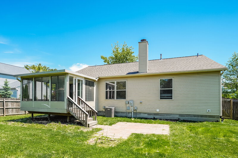 2,545/Mo, 1097 Leclerc Pl Galloway, OH 43119 Rear View