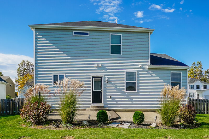 2,230/Mo, 259 Glen Crossing Dr Etna, OH 43062 Rear View