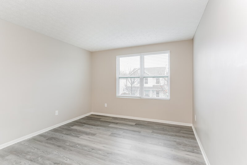 1,930/Mo, 1414 Ithaca Dr Columbus, OH 43228 Bedroom View 3