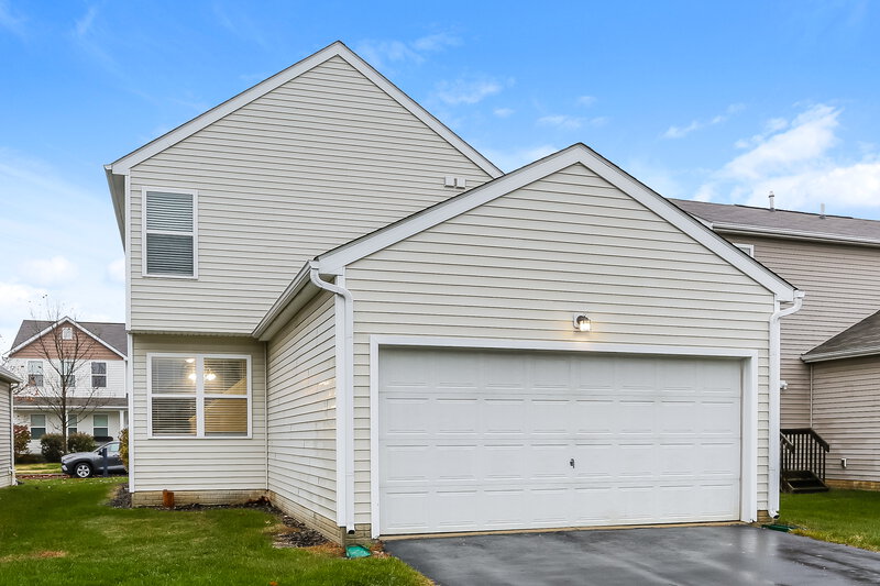 1,930/Mo, 1414 Ithaca Dr Columbus, OH 43228 Rear View