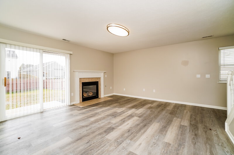 1,875/Mo, 6857 Tumbleweed Ln Canal Winchester, OH 43110 Living Room View