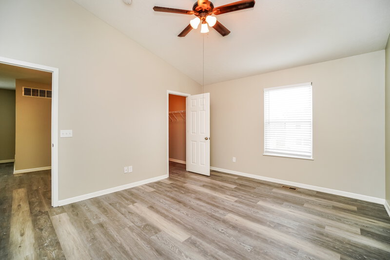 1,875/Mo, 6857 Tumbleweed Ln Canal Winchester, OH 43110 Main Bedroom View