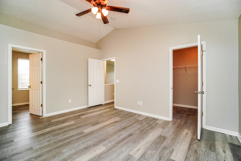 1,875/Mo, 6857 Tumbleweed Ln Canal Winchester, OH 43110 Main Bedroom View 2