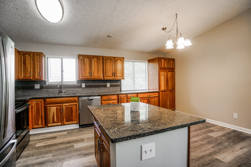 2,575/Mo, 1713 Willowpark Ct Powell, OH 43065 Kitchen View 2