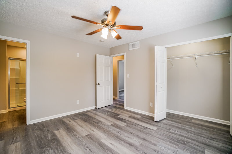 2,575/Mo, 1713 Willowpark Ct Powell, OH 43065 Main Bedroom View