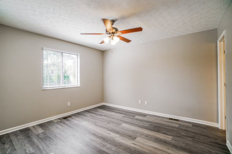 2,575/Mo, 1713 Willowpark Ct Powell, OH 43065 Main Bedroom View 2