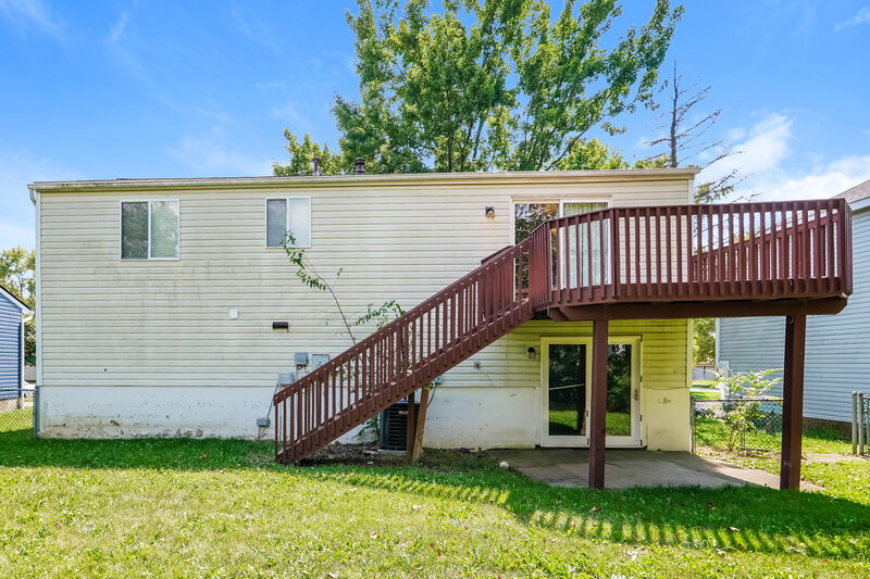 2,220/Mo, 6978 Britwell Ln Reynoldsburg, OH 43068 Rear View