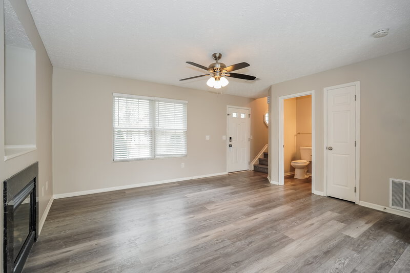 2,285/Mo, 8752 Arrowtip Ln Lewis Center, OH 43035 Living Room View 3