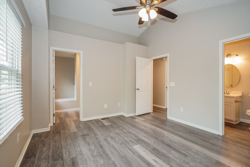 2,285/Mo, 8752 Arrowtip Ln Lewis Center, OH 43035 Main Bedroom View 3