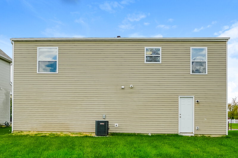 2,050/Mo, 6303 Greenhaven Ave Galloway, OH 43119 Rear View