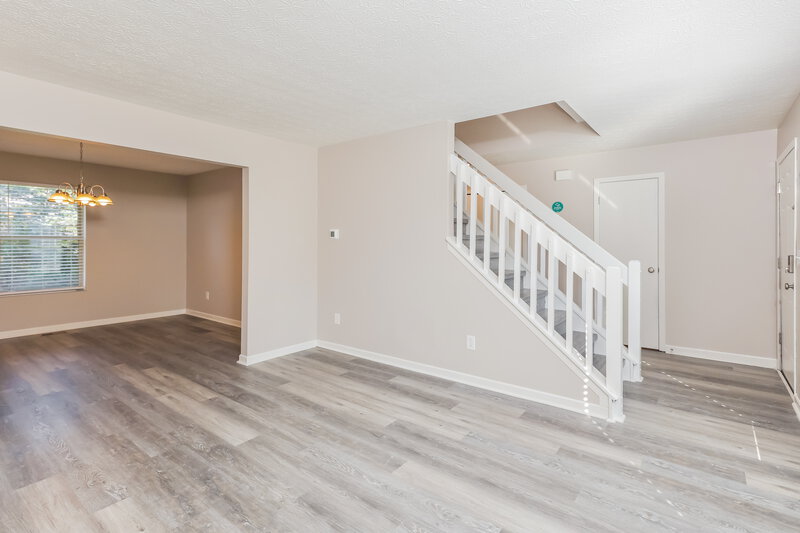 2,160/Mo, 2615 Copperwood Rd Hilliard, OH 43026 Living Room View