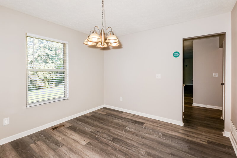 2,160/Mo, 2615 Copperwood Rd Hilliard, OH 43026 Dining Room View