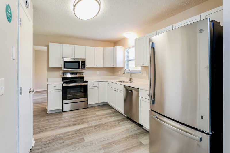 2,160/Mo, 2615 Copperwood Rd Hilliard, OH 43026 Kitchen View