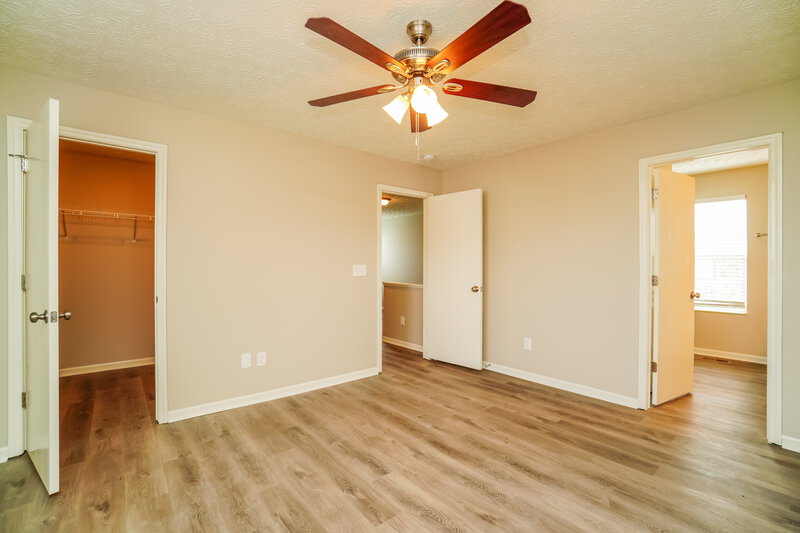 2,005/Mo, 3158 Kings Realm Ave Columbus, OH 43232 Main Bedroom View