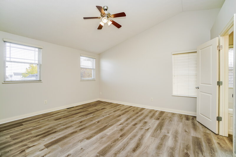 2,470/Mo, 608 Beckler Ln Delaware, OH 43015 Bedroom View 2