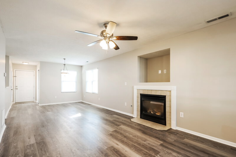 1,825/Mo, 4052 Sweet Shadow Ave Columbus, OH 43230 Living Room View