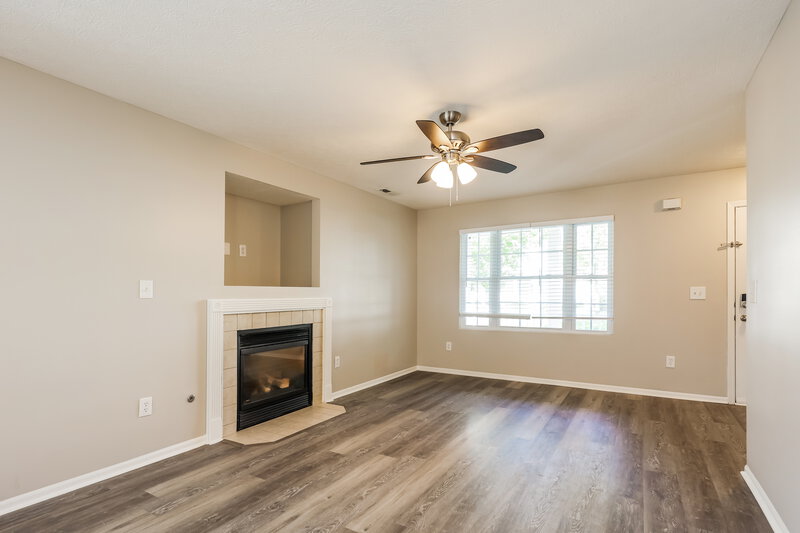 1,825/Mo, 4052 Sweet Shadow Ave Columbus, OH 43230 Living Room View 3