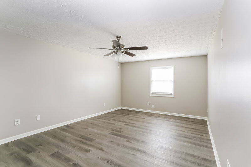 2,355/Mo, 10098 Granden St NW Pickerington, OH 43147 Main Bedroom View