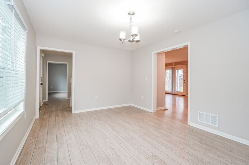 3,070/Mo, 11 Meadow Way SW Pataskala, OH 43062 Dining Room View