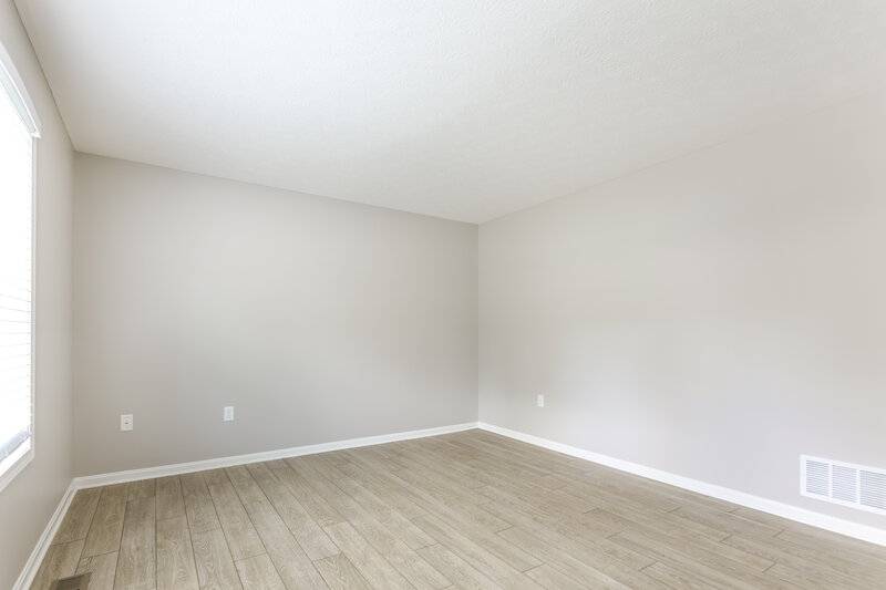 2,350/Mo, 11 Meadow Way SW Pataskala, OH 43062 Bedroom View 2