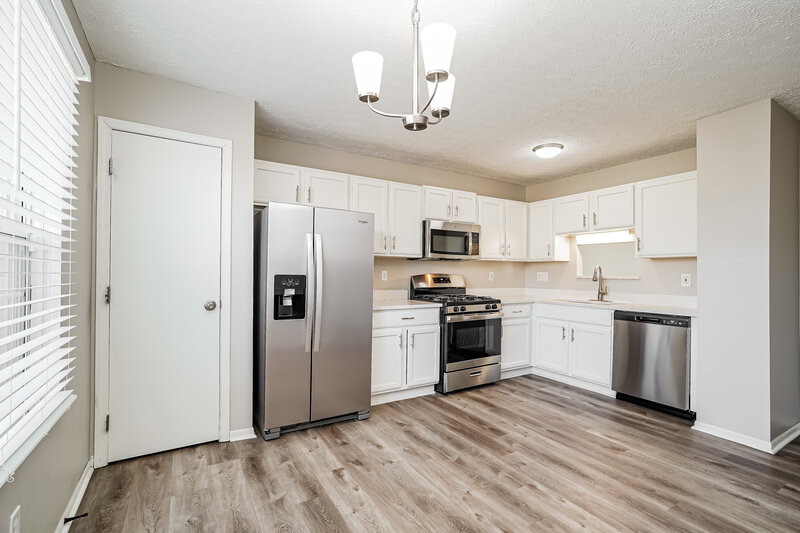 2,245/Mo, 171 Glengary Dr Delaware, OH 43015 Kitchen View