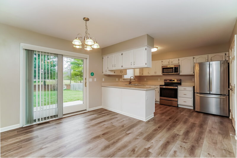 1,960/Mo, 27 Providence Lane Delaware, OH 43015 Dining Room View