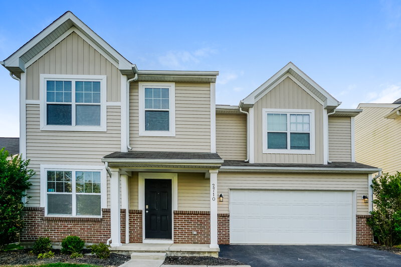 2,385/Mo, 2710 Aeden Dr Columbus, OH 43219 External View