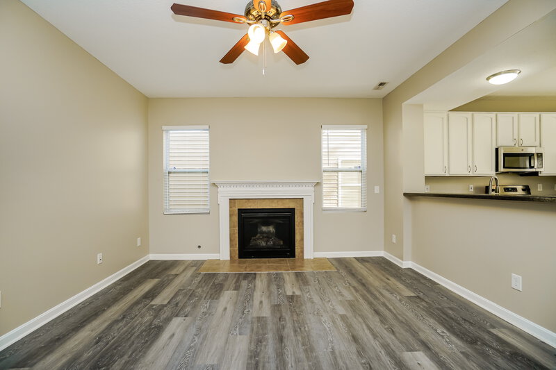 2,385/Mo, 2710 Aeden Dr Columbus, OH 43219 Family Room View 2