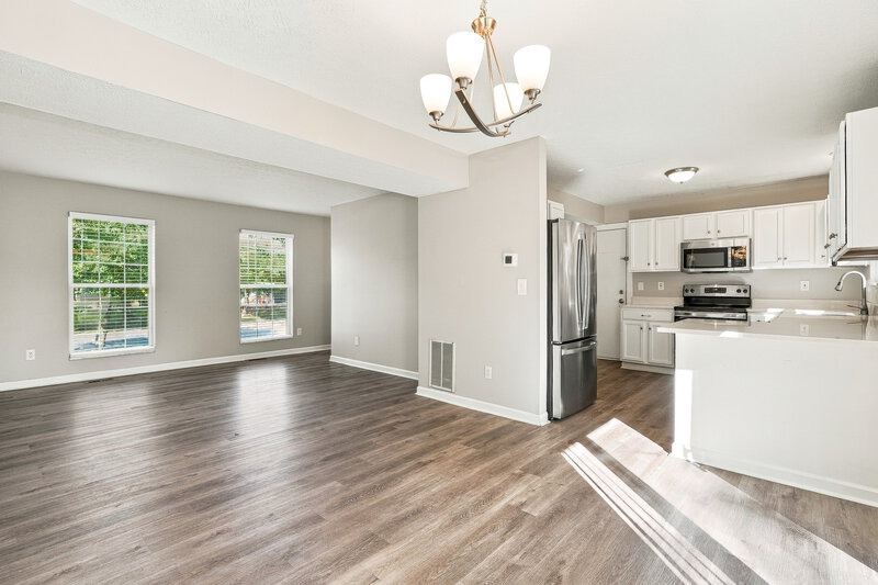 2,160/Mo, 490 Durham Ln Delaware, OH 43015 Dining Room View 2