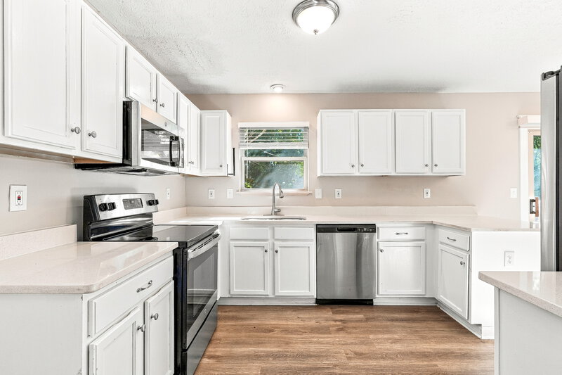 2,160/Mo, 490 Durham Ln Delaware, OH 43015 Kitchen View 2