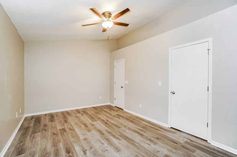 2,340/Mo, 490 Durham Ln Delaware, OH 43015 Main Bedroom View