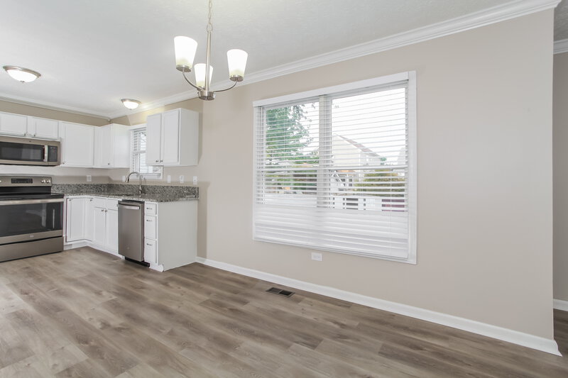 2,150/Mo, 5770 Gradey Pass Galloway, OH 43119 Dining Room View