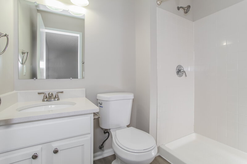 2,150/Mo, 5770 Gradey Pass Galloway, OH 43119 Bathroom View
