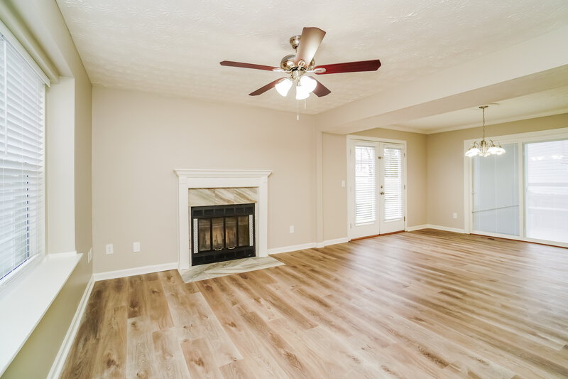 1,965/Mo, 7515 Kittansett Ln Pickerington, OH 43147 Living Room View