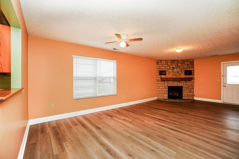 1,950/Mo, 3819 Liriope Street Canal Winchester, OH 43110 Dining Room View