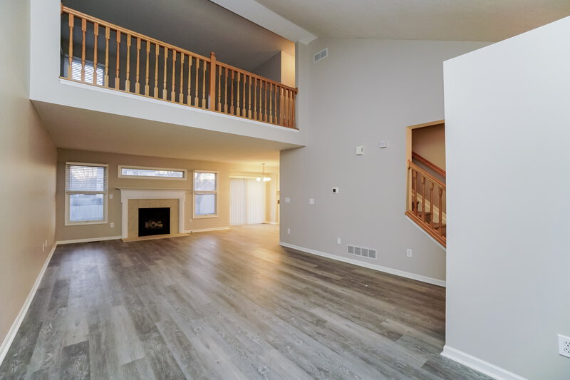 2,175/Mo, 438 Wheatfield Dr Delaware, OH 43015 Living Room View