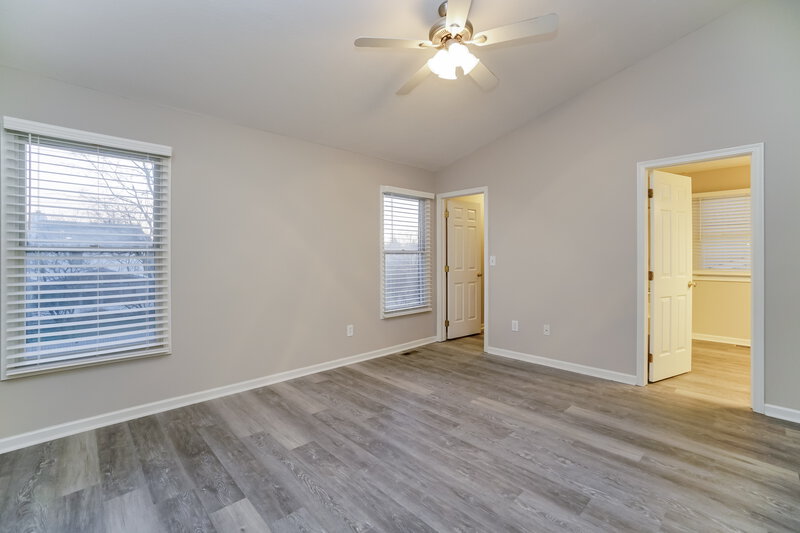 2,175/Mo, 438 Wheatfield Dr Delaware, OH 43015 Main Bedroom View