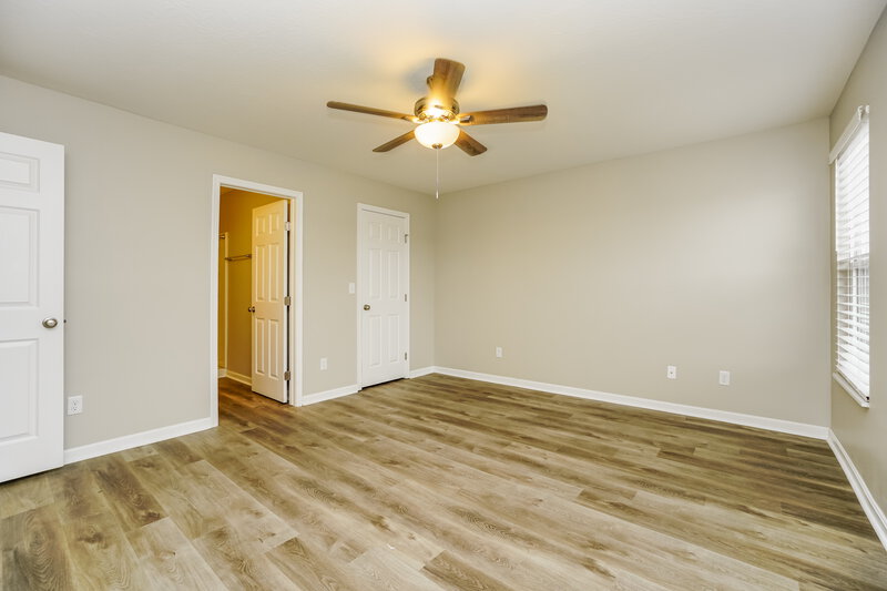 2,255/Mo, 7428 Willow Leaf Dr Canal Winchester, OH 43110 Main Bedroom View 2
