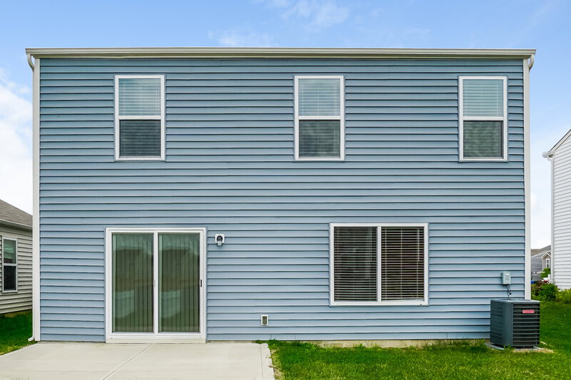 2,255/Mo, 7428 Willow Leaf Dr Canal Winchester, OH 43110 Rear View