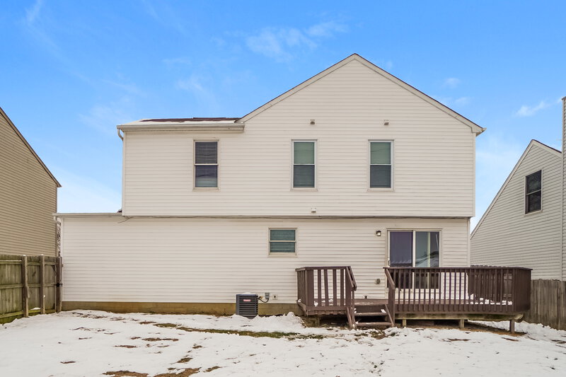 2,245/Mo, 2108 Juneau Way Grove City, OH 43123 Rear View