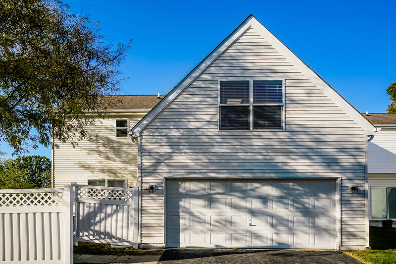 2,285/Mo, 7119 Upper Albany Dr New Albany, OH 43054 Rear View 2