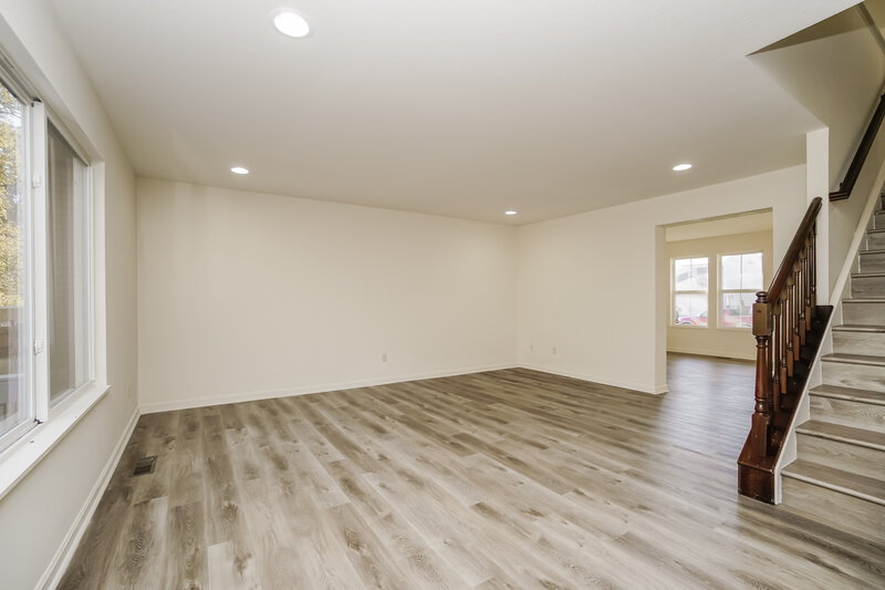 2,140/Mo, 7560 Maple Trunk Dr Canal Winchester, OH 43110 Family Room View