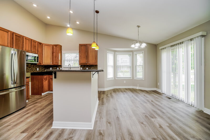 2,290/Mo, 5874 Tarrycrest Dr Westerville, OH 43081 Dining Room View