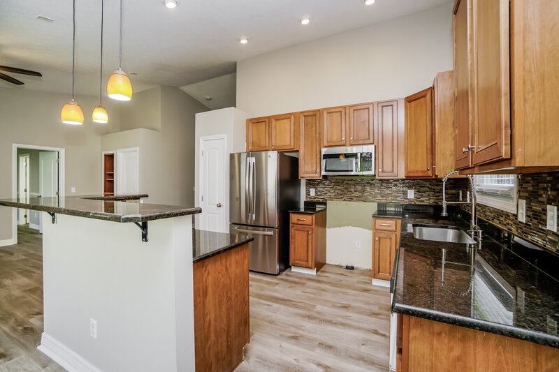 2,290/Mo, 5874 Tarrycrest Dr Westerville, OH 43081 Kitchen View 2