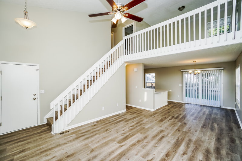 2,185/Mo, 2791 Beal Dr Columbus, OH 43232 Living Room View