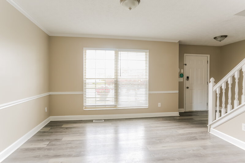 2,680/Mo, 8711 Firstgate Dr Reynoldsburg, OH 43068 Living Room View
